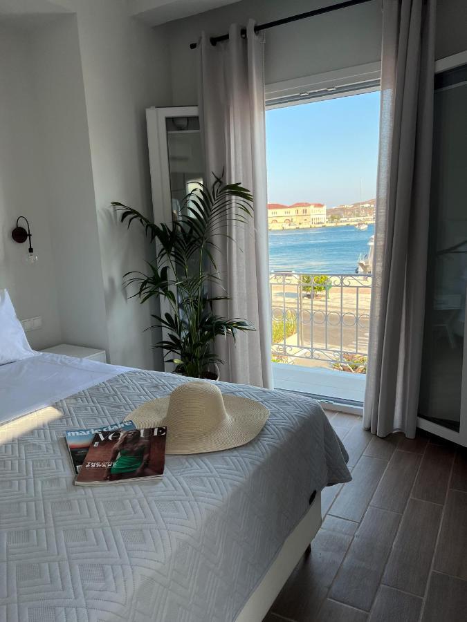 The Nook Suite Ermoupoli Exterior photo